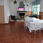 La Corona1 * O Pino