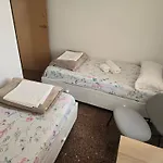 Hostel La Corona1