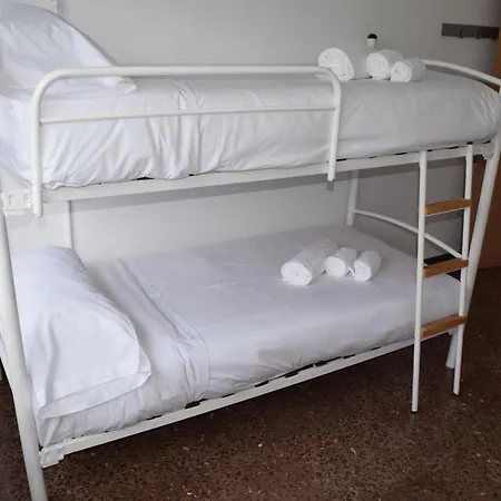 Hostel La Corona1