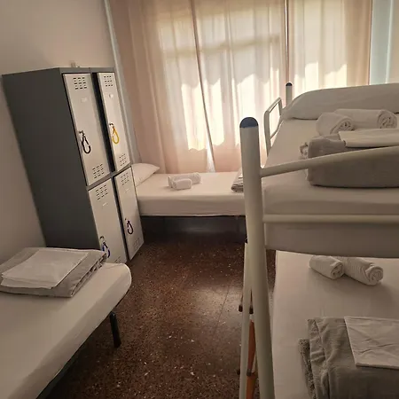 Hostel La Corona1